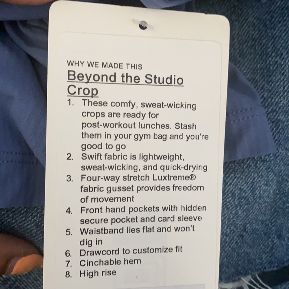beyond the studio crop (size 8) - Picture 7 of 7